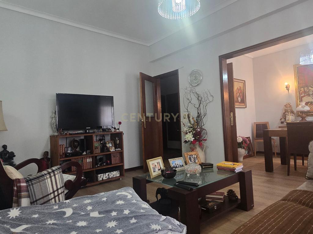 Apartamento T3 em Viana do Castelo com Varanda e Boa Localização - Image 13