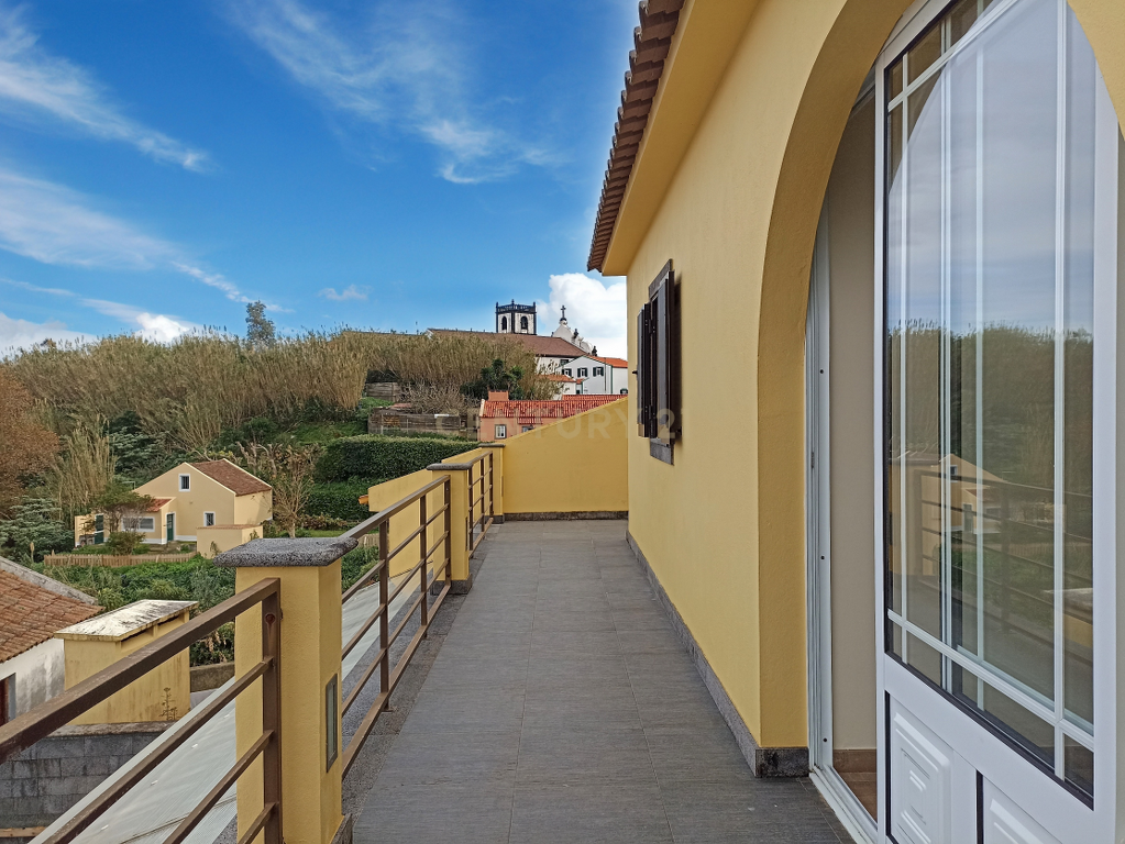 Moradia T4 com Vista Mar | Ajuda da Bretanha | São Miguel - Image 67