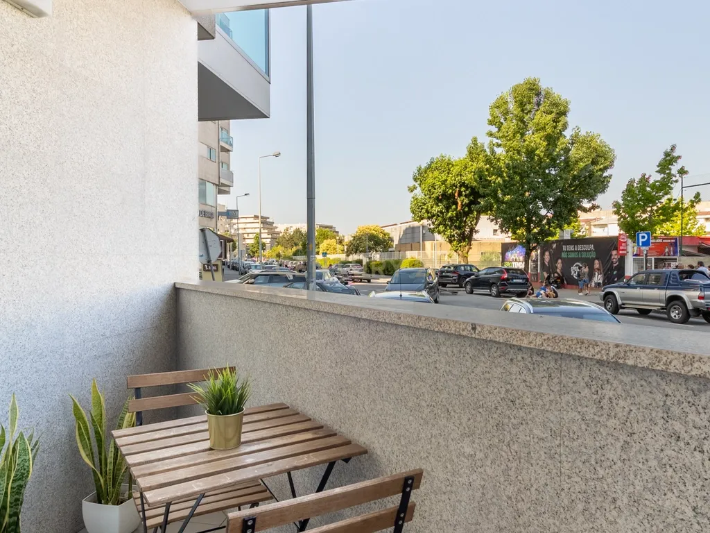 Apartamento T2 moderno em Braga - Image 17