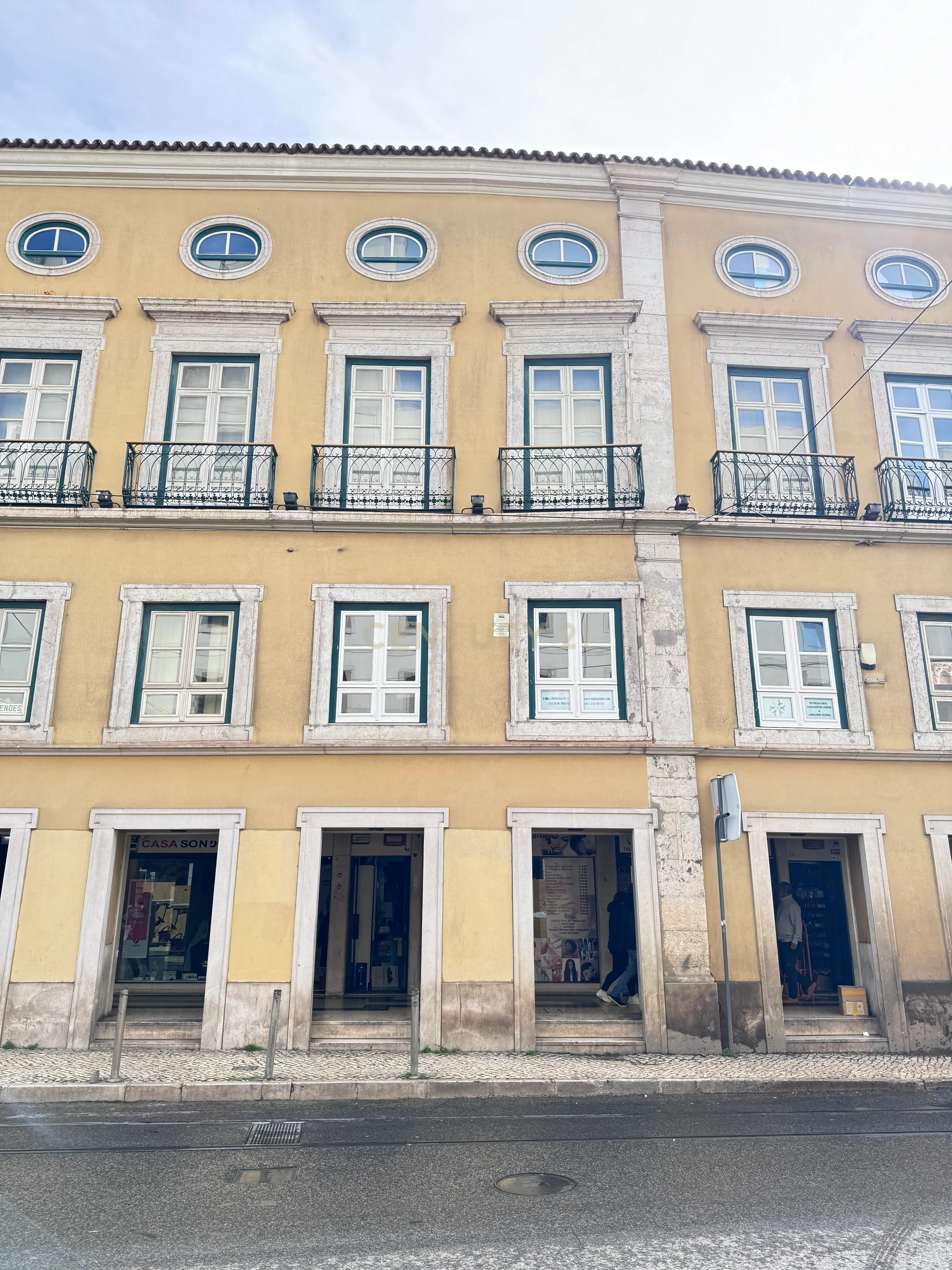 Martim Moniz - Executive Office - Parking space - City center - Image 2
