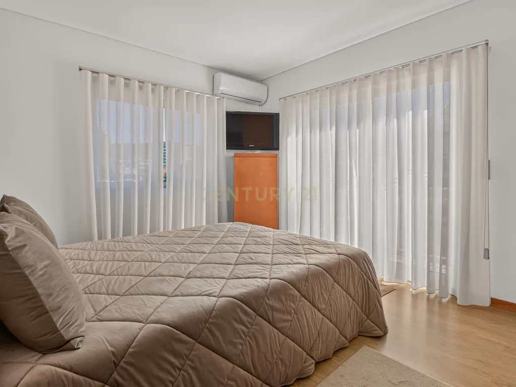 Apartamento T2 Braga - Image 10