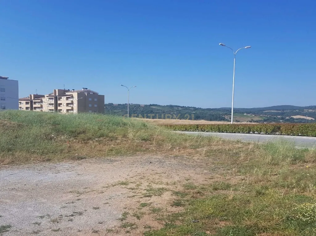 Terreno excepcional em Bragança - HABITAÇÃO PLURIFAMILIAR - Image 10