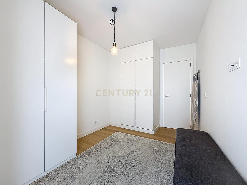 Apartamento T2 com Vista Rio, Semi-Novo, Empreendimento Seixal Baia / Vende-se com o mobiliário - Image 10