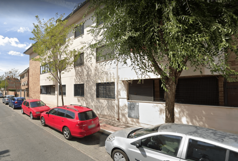 Garagem - Image 2