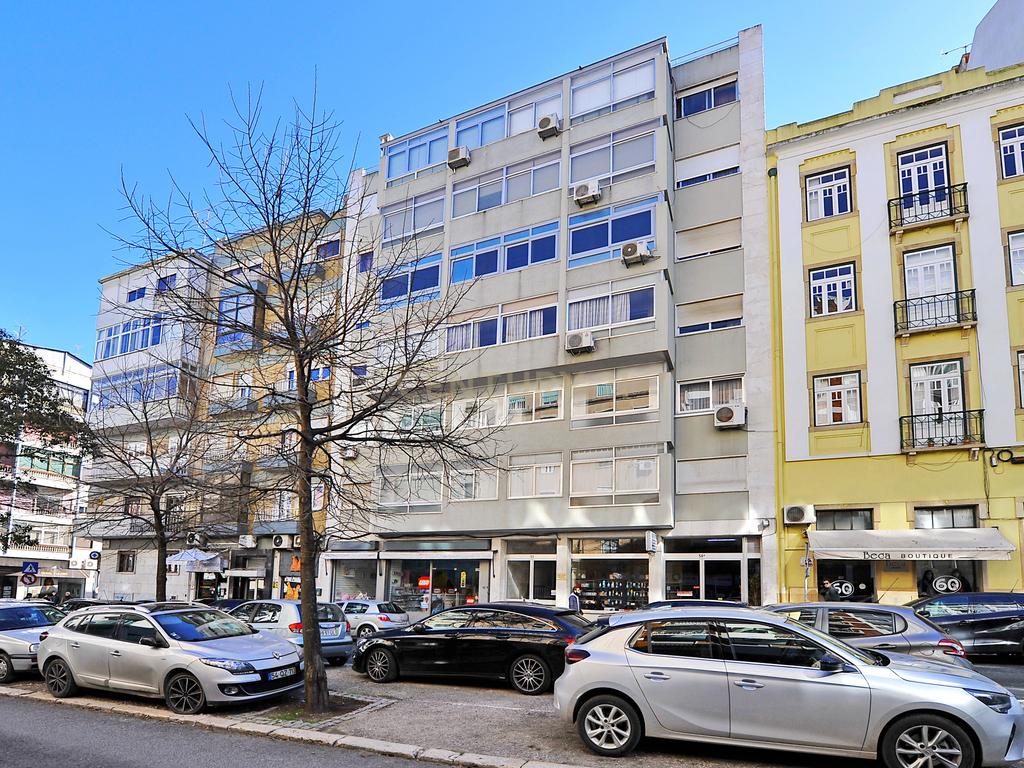 Apartamento Moderno Lisboa - 2 Quartos e Vista Cidade - Image 22