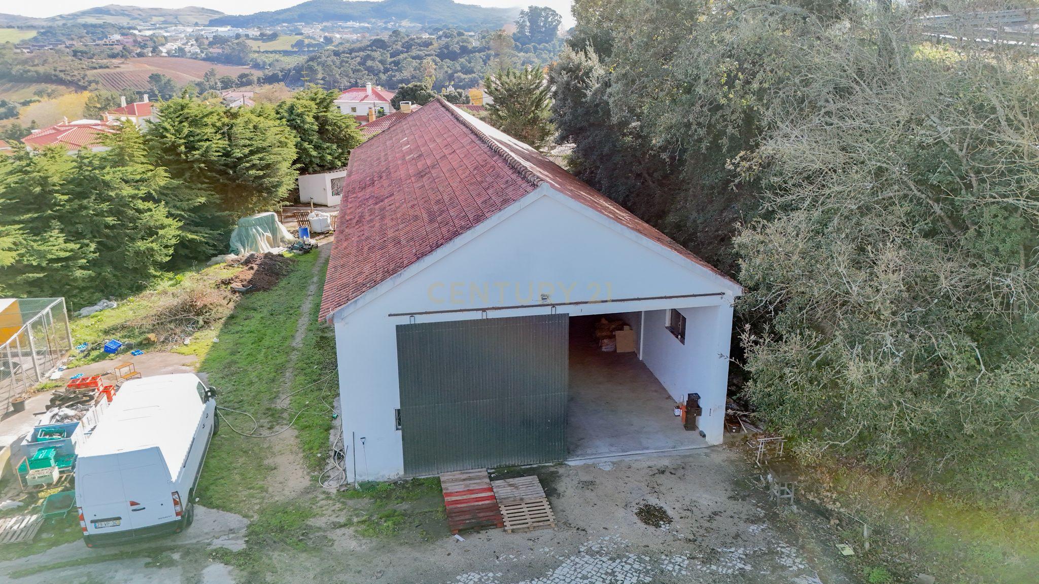 Fotografia 2 de Armazém com Terreno — Oportunidade Única em Mafra (Gradil)