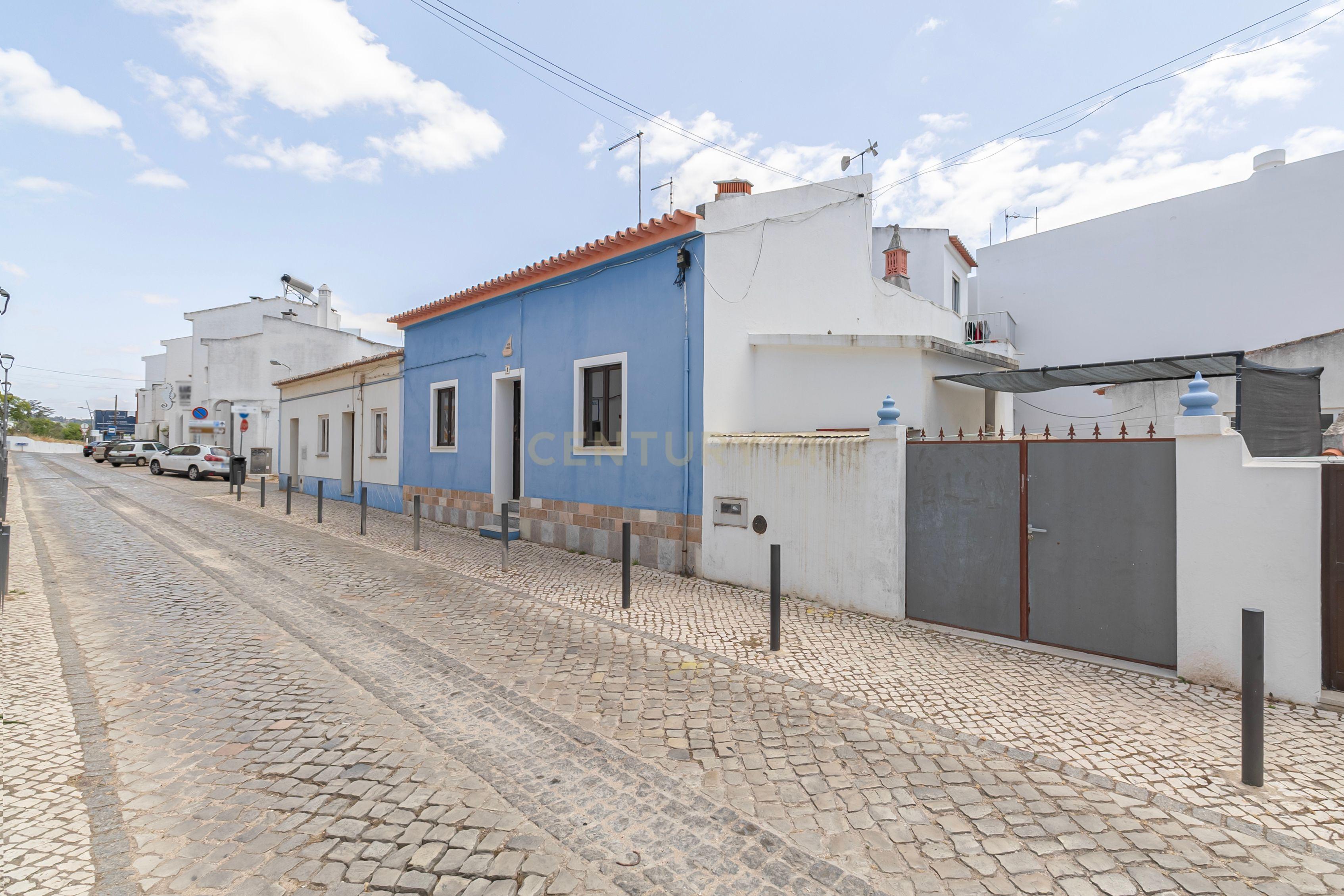 Moradia T2 à venda em Luz, €370.000