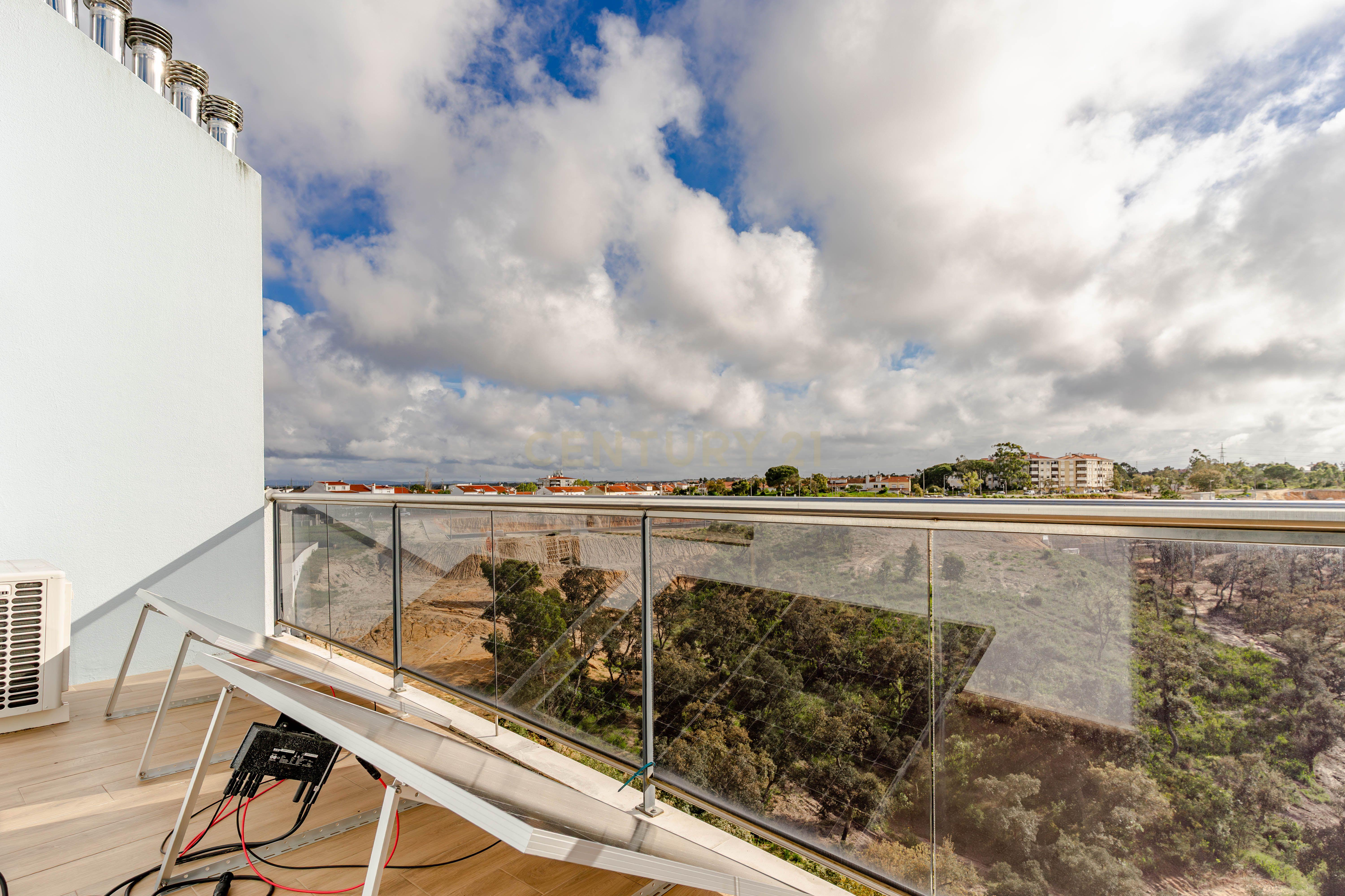 Magnífico Duplex no Parque Luso em Corroios - Image 37
