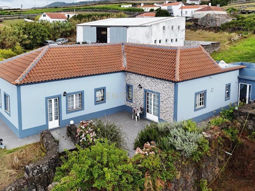 Moderna Moradia T3 em Angra do Heroísmo, Ilha Terceira - Image 2