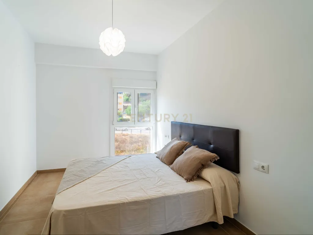 Apartamento de Luxo com Vista para a Praia emFuengirola Málaga - Image 9
