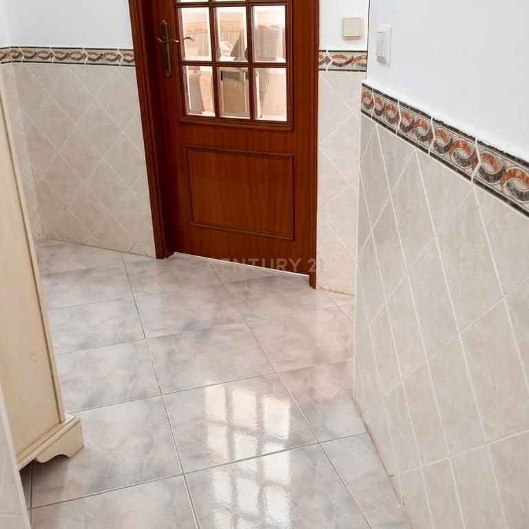 Apartamento de 3 assoalhadas e garagem em Altura- Oportunidade Única! - Image 6