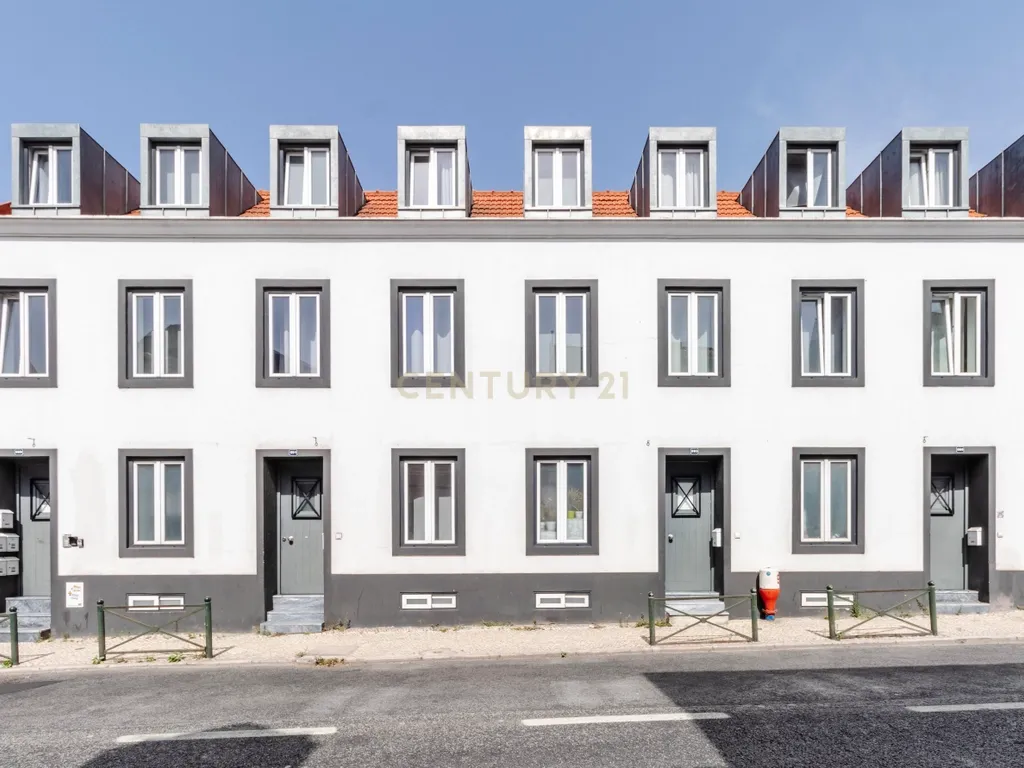 Estúdio Renovado em Lisboa - Perfeito para Viver - Image 12