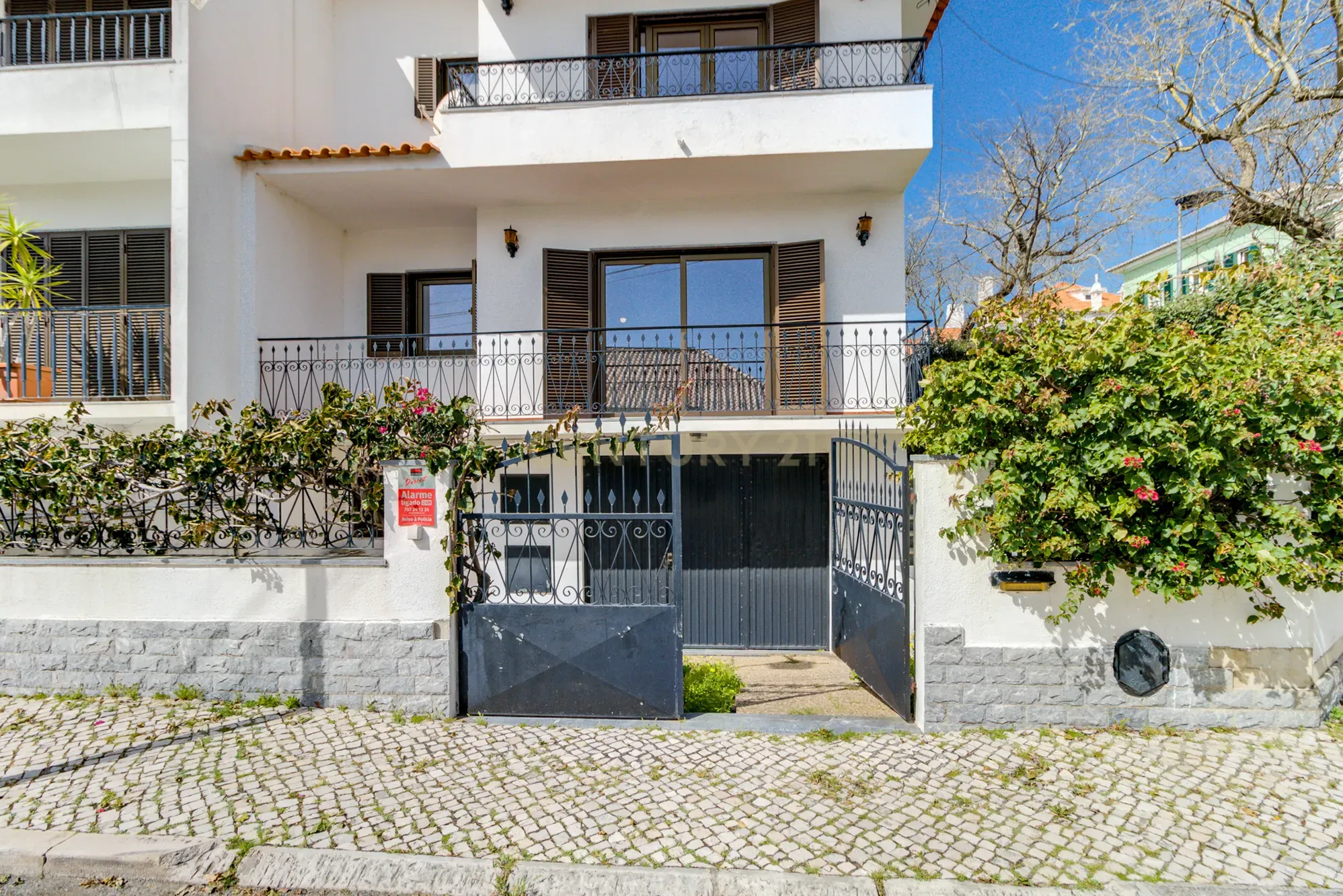 Moradia T4, Praia Santo Amaro de Oeiras e Estação de Comboios - Image 6