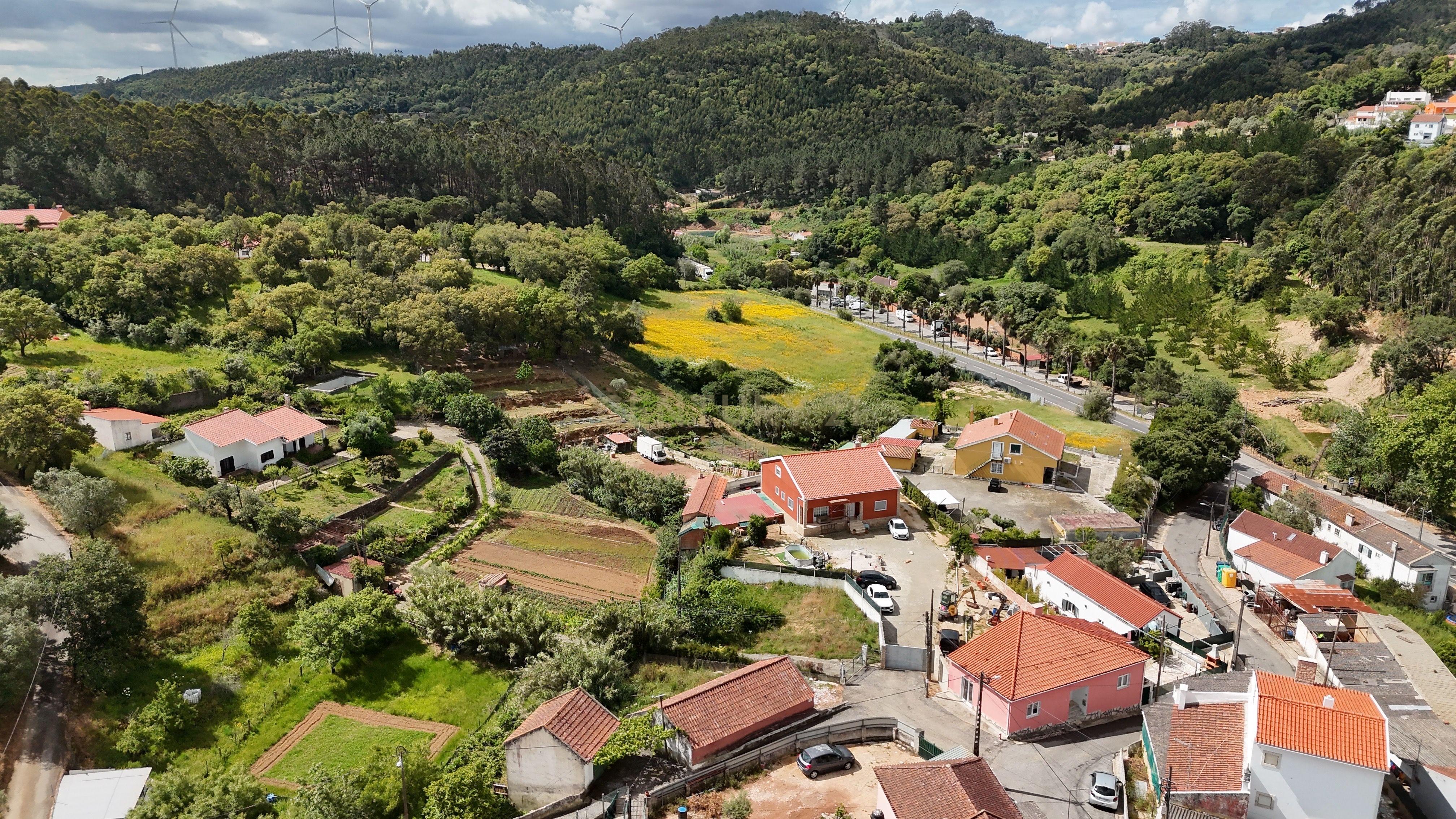 Fotografia 11 de Ruína para venda em Lousa