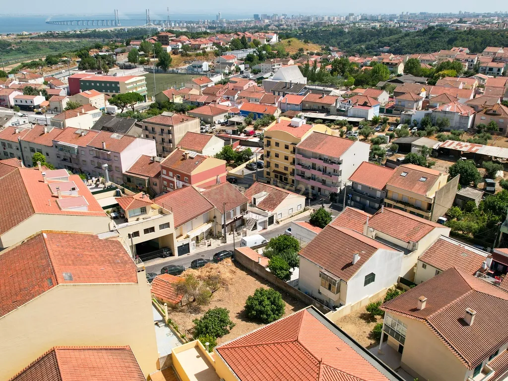 **ESPECTACULAR TERRENO EM LOURES** - Image 20