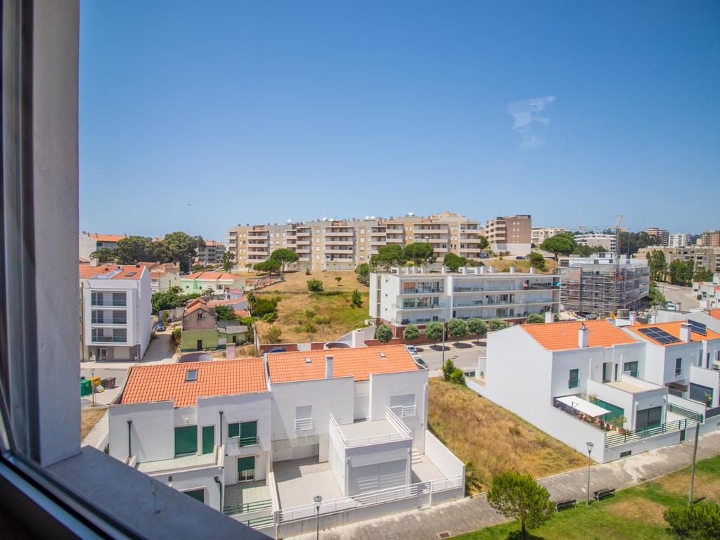 Apartamento Moderno na Figueira da Foz com Estacionamento e Elevador - Image 30