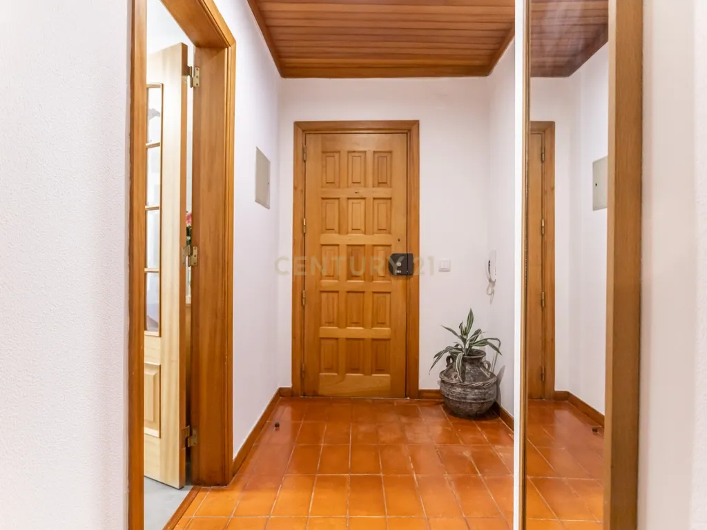 Apartamento T3 com elevador em Palmela - Image 35