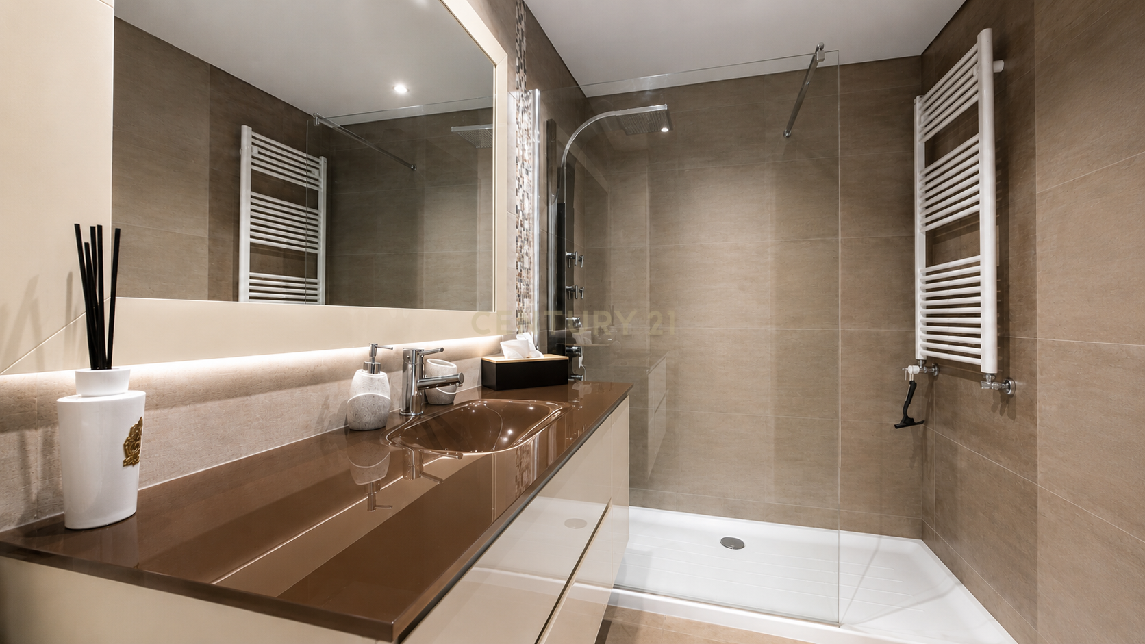 Fotografia 4 de Moradia T5 de gama alta com piscina aquecida e 977 m² de terreno — Beiriz, Póvoa de Varzim