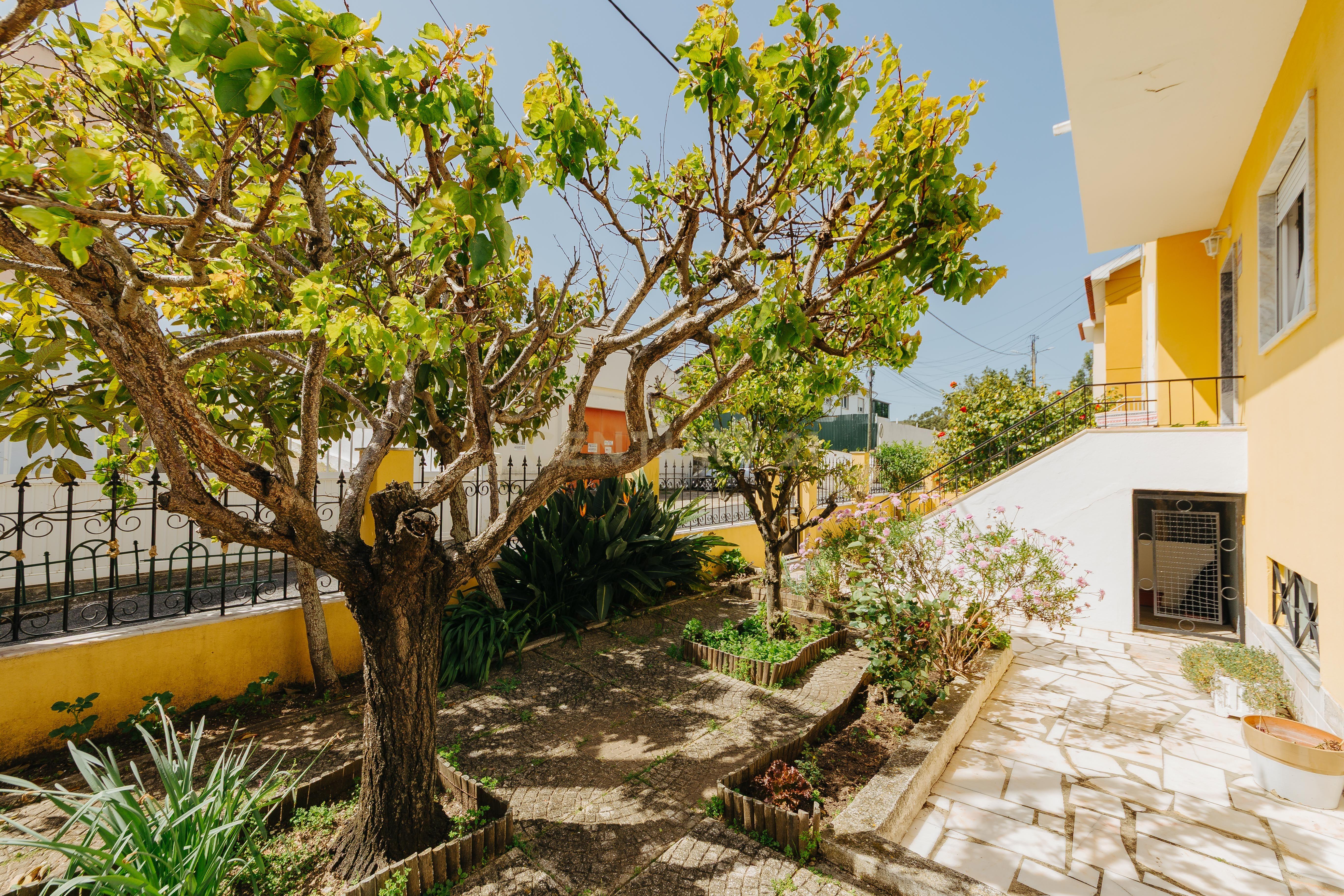 🏡 Moradia T3 Bi-Familiar à Venda em Loures — Quinta Nova de São Roque - Image 12