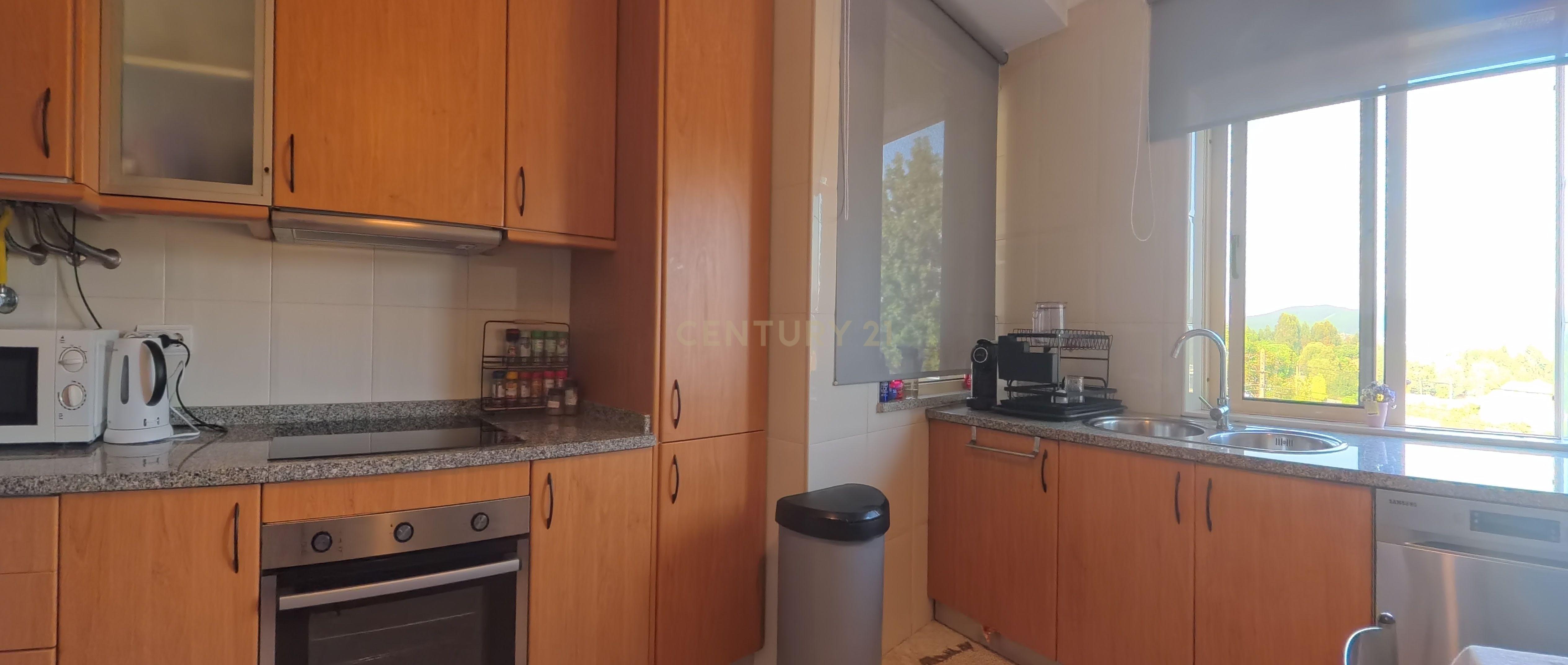 Fotografia 9 de T3 em Forjães com 110 m², Garagem Fechada e Vista Desafogada