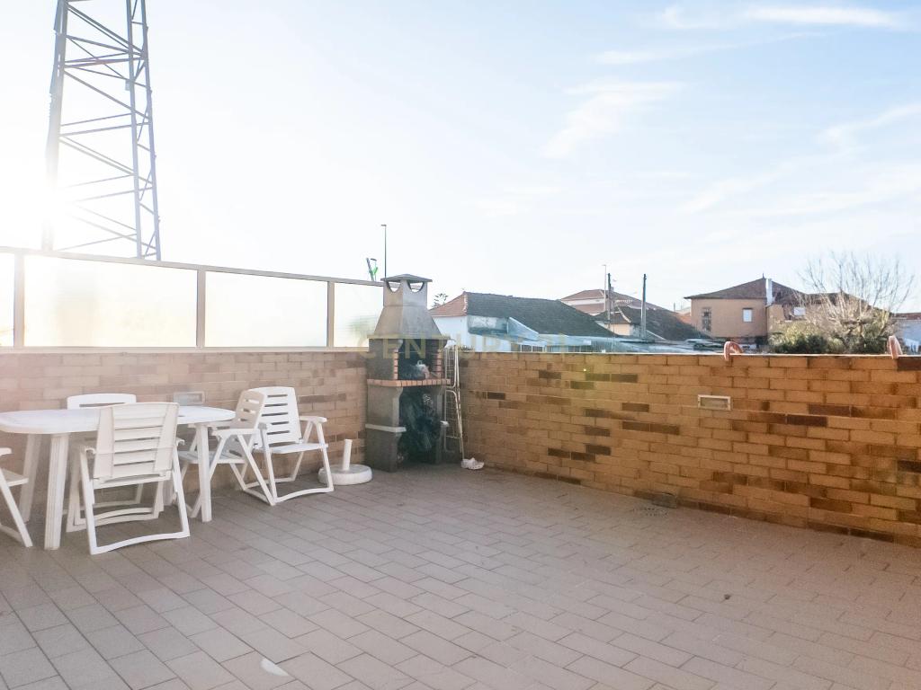 Apartamento T2+1 com terraço, Matosinhos - Image 21