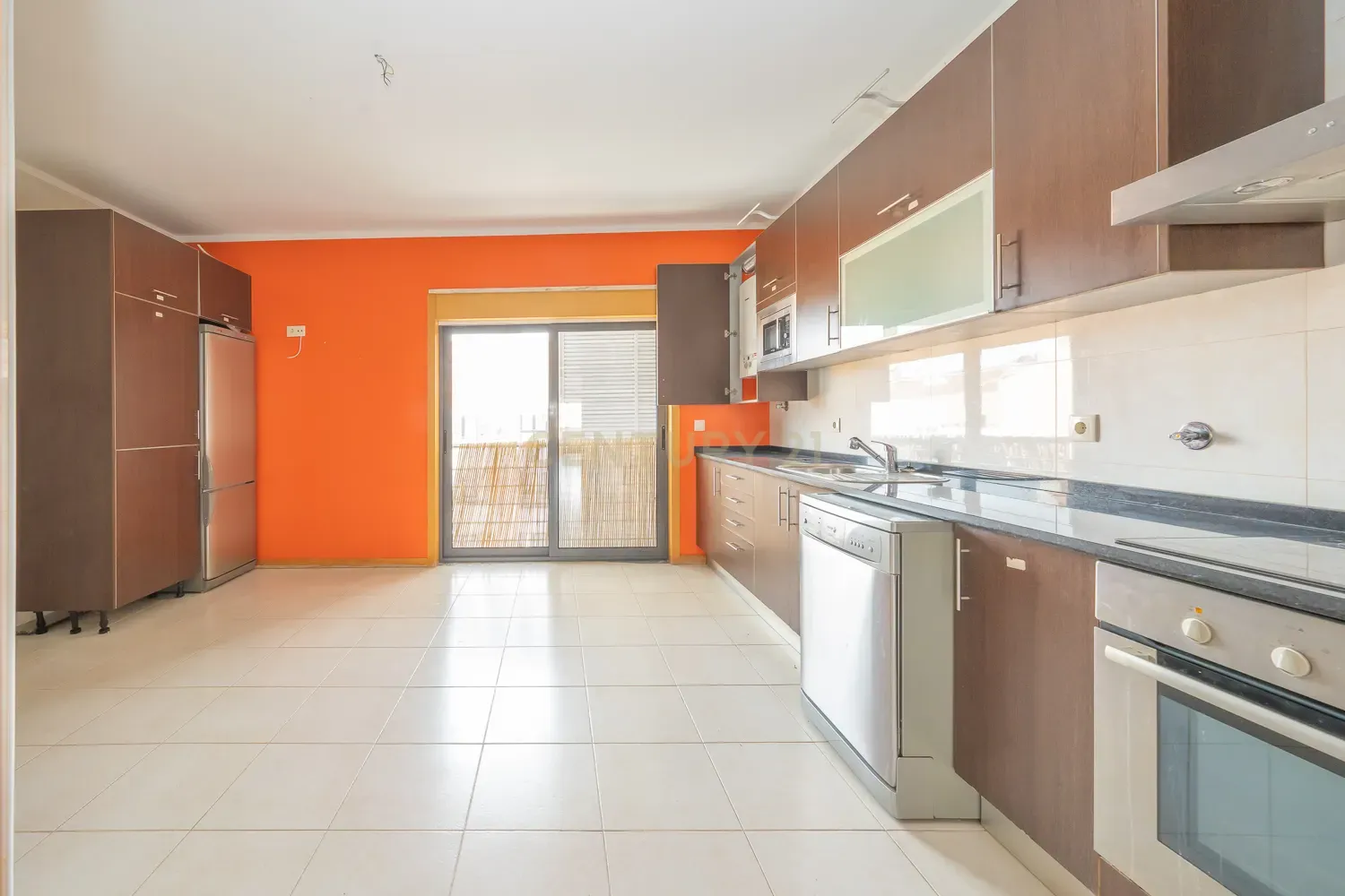 Fotografia 11 de Apartamento T3 com Duas Varandas e Dois Lugares de Estacionamento, na Vila Serena, Pinhal Novo