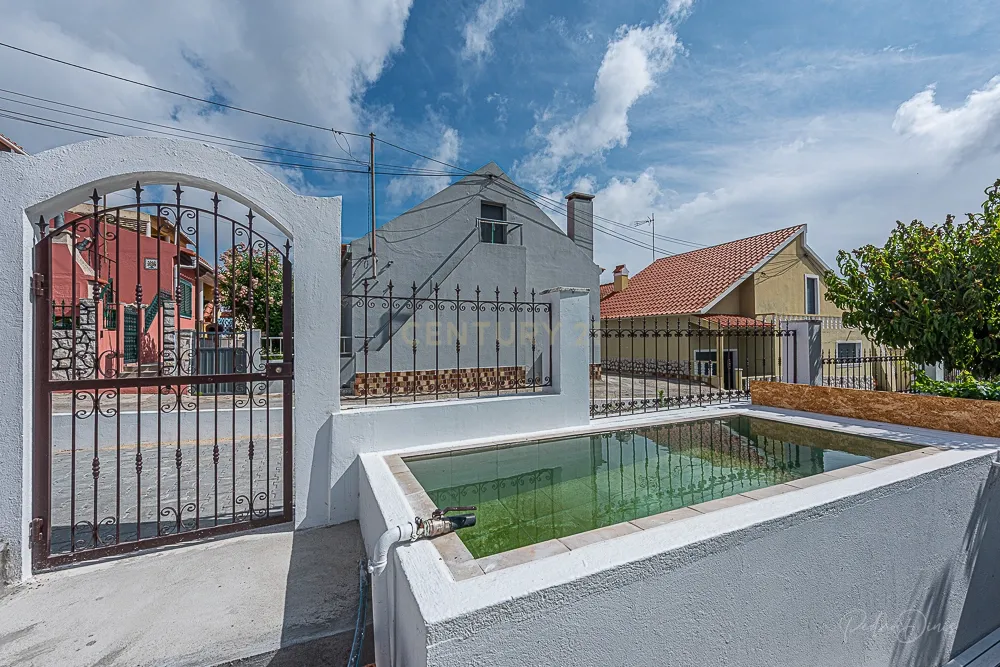Alojamento Estudantil LÁ-SALETTE ( quarto Melro Azul 11m2 ) - Image 26