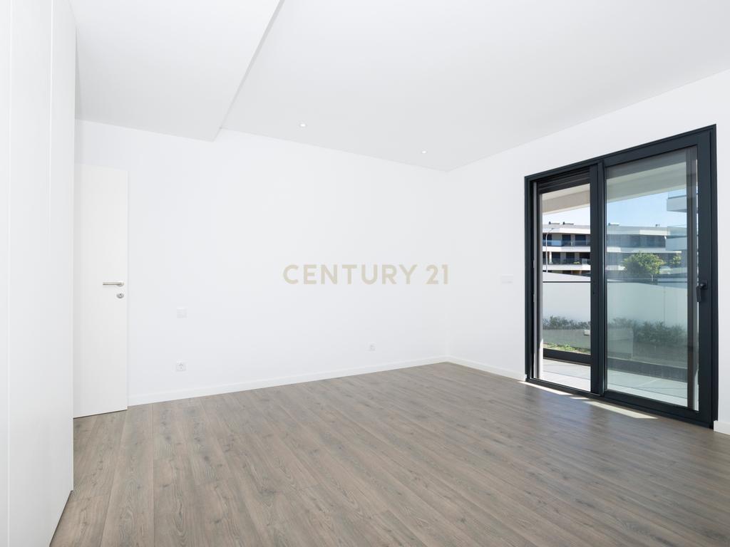 Magnífico apartamento T2 completamente novo a estrear - Image 9