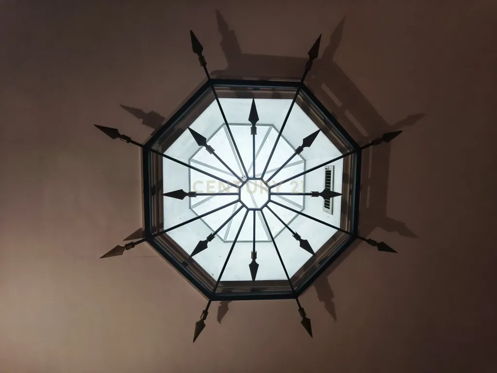 Solar Histórico com Vista Panorâmica na Lagoa - Image 14