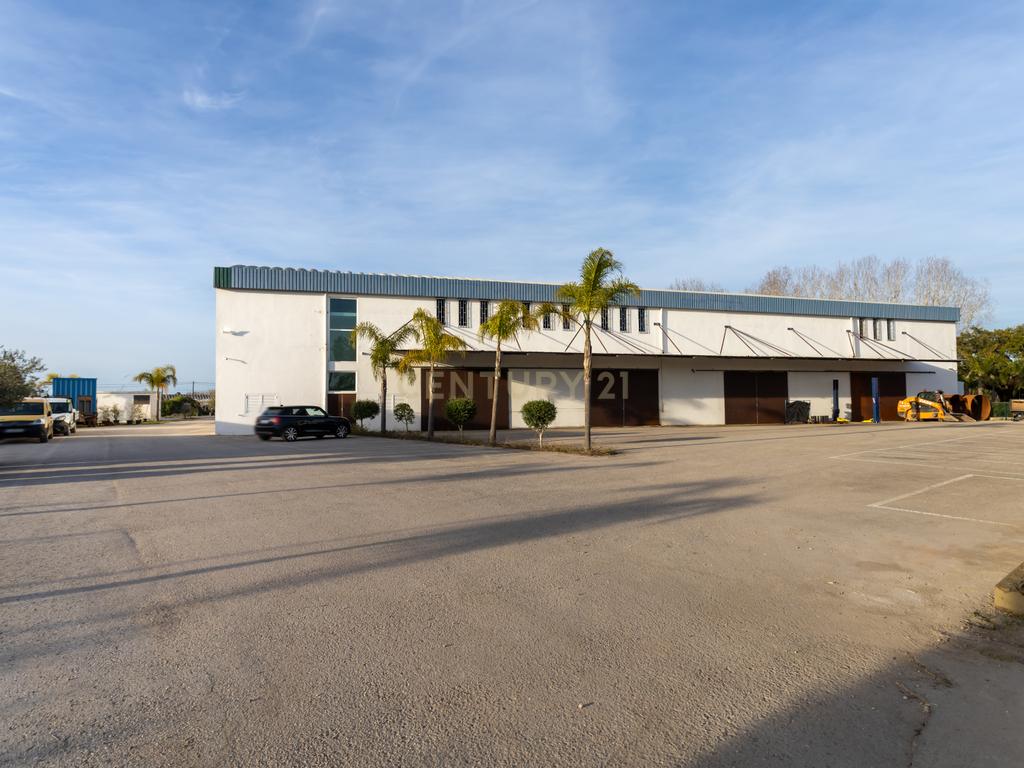 Moradia/Armazém em lote de 10280m2 em Alcochete - Image 58