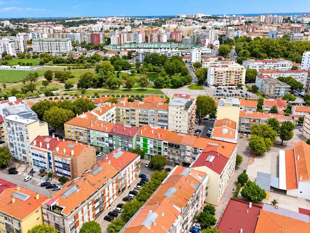 T3 no Bairro do Montalvão – Conforto, centralidade e qualidade de vida em Setúbal - Image 34