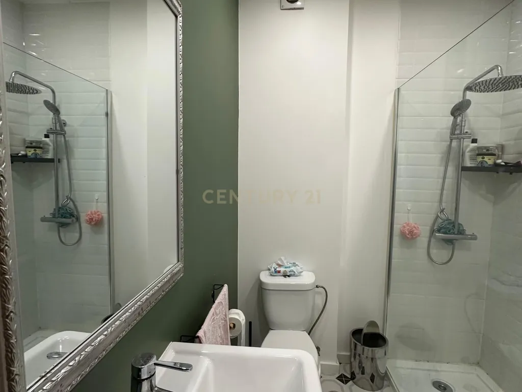 Apartamento T2 em Damaia de Cima - Image 4