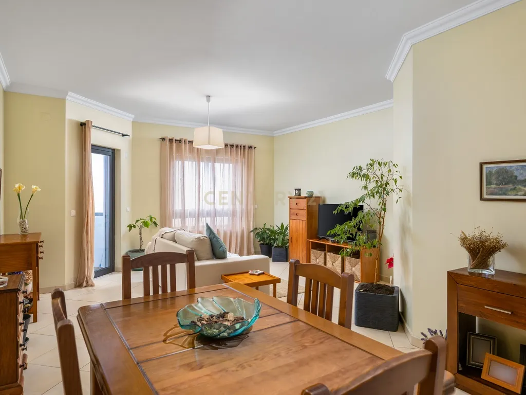 Apartamento T3 com vista mar em Faro - Image 1