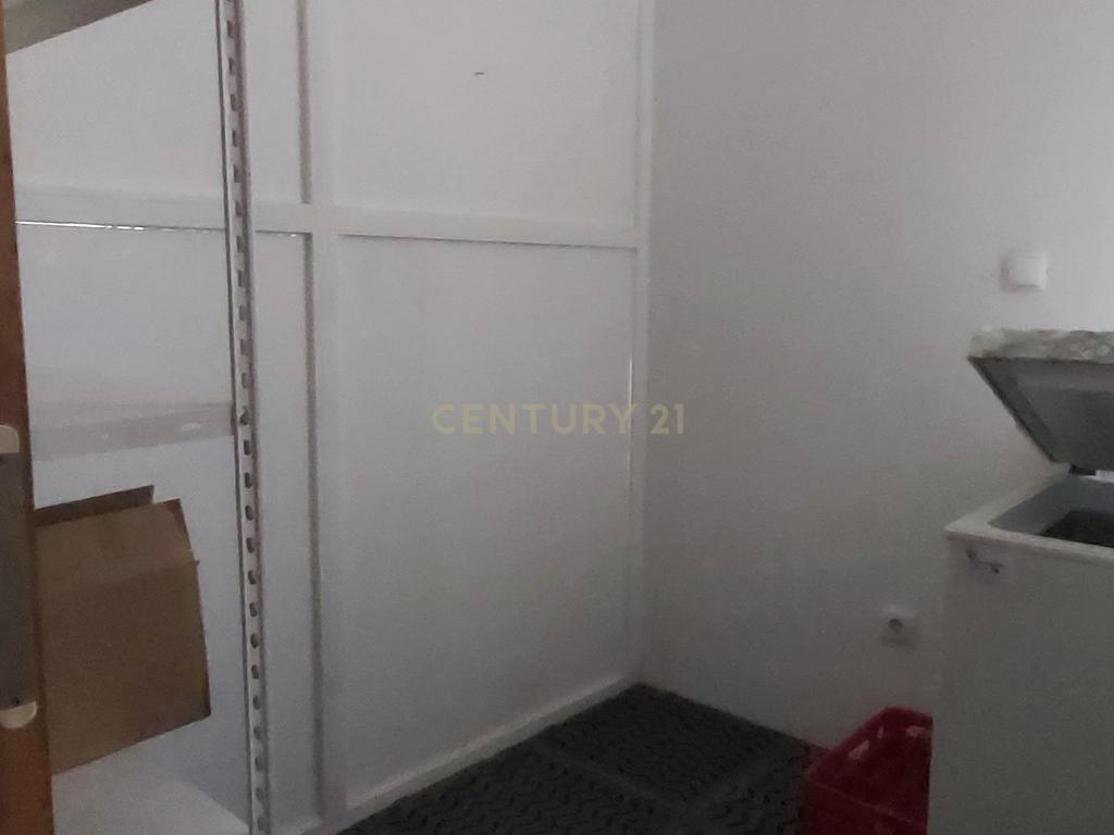 🥪🏙️ Snack-Bar com Localização de Ouro e Fácil Acesso no Centro de Évora - Image 15