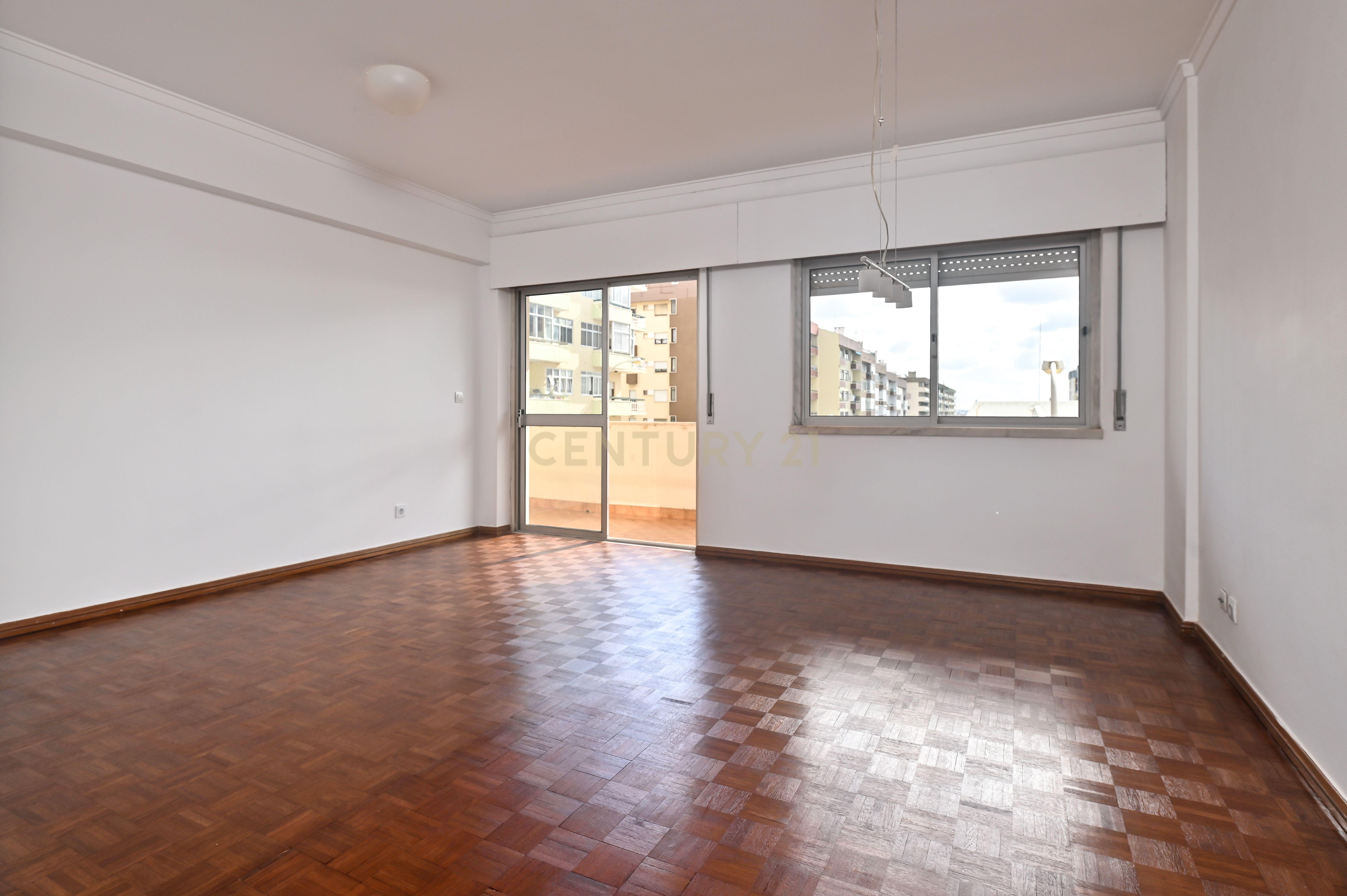 Fotografia 11 de Apartamento T2 para venda com vista para o Rio em Oeiras