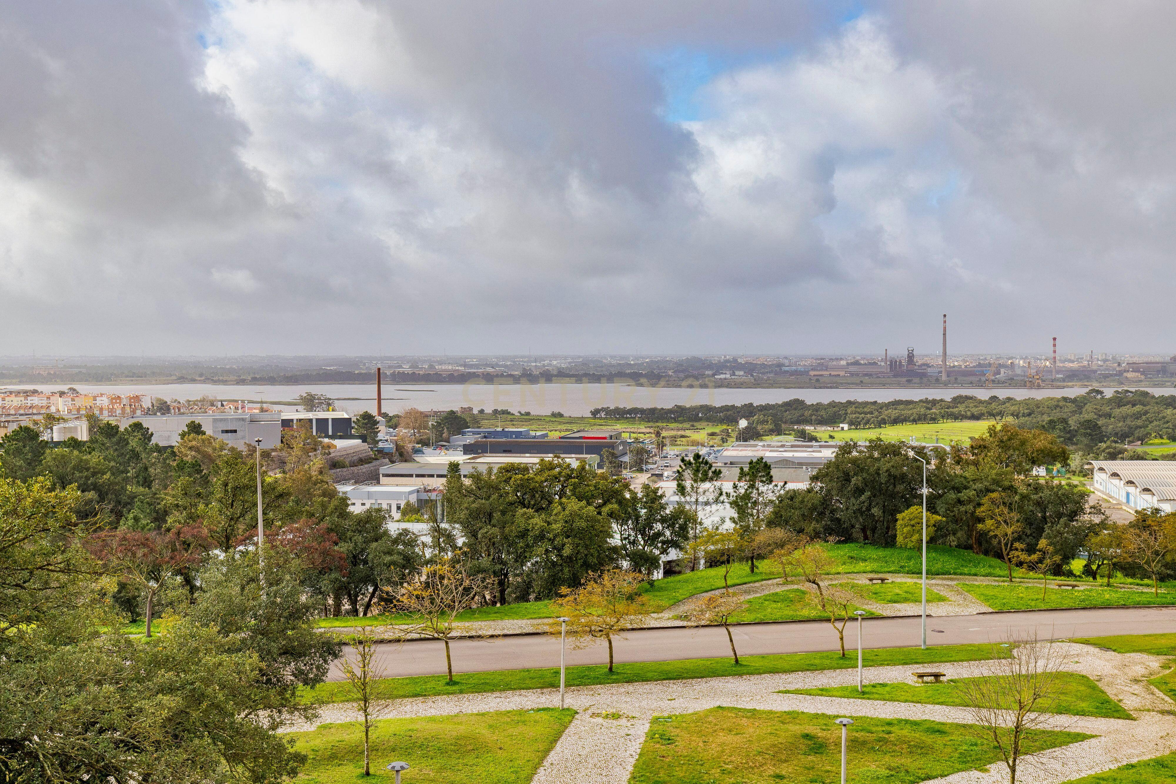 Apartamento – RUA DO OCEANO ÍNDICO 9 3º DTO - Vista 2