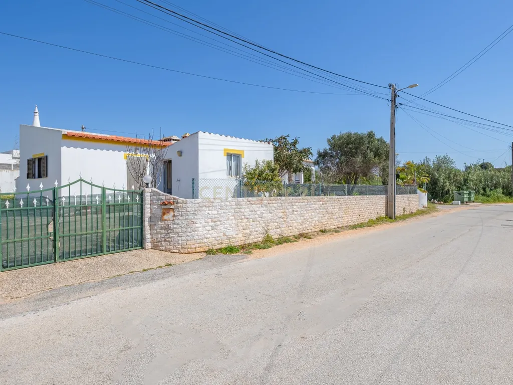 OPORTUNIDADE - DUAS MORADIAS EM SAGRES - Image 4