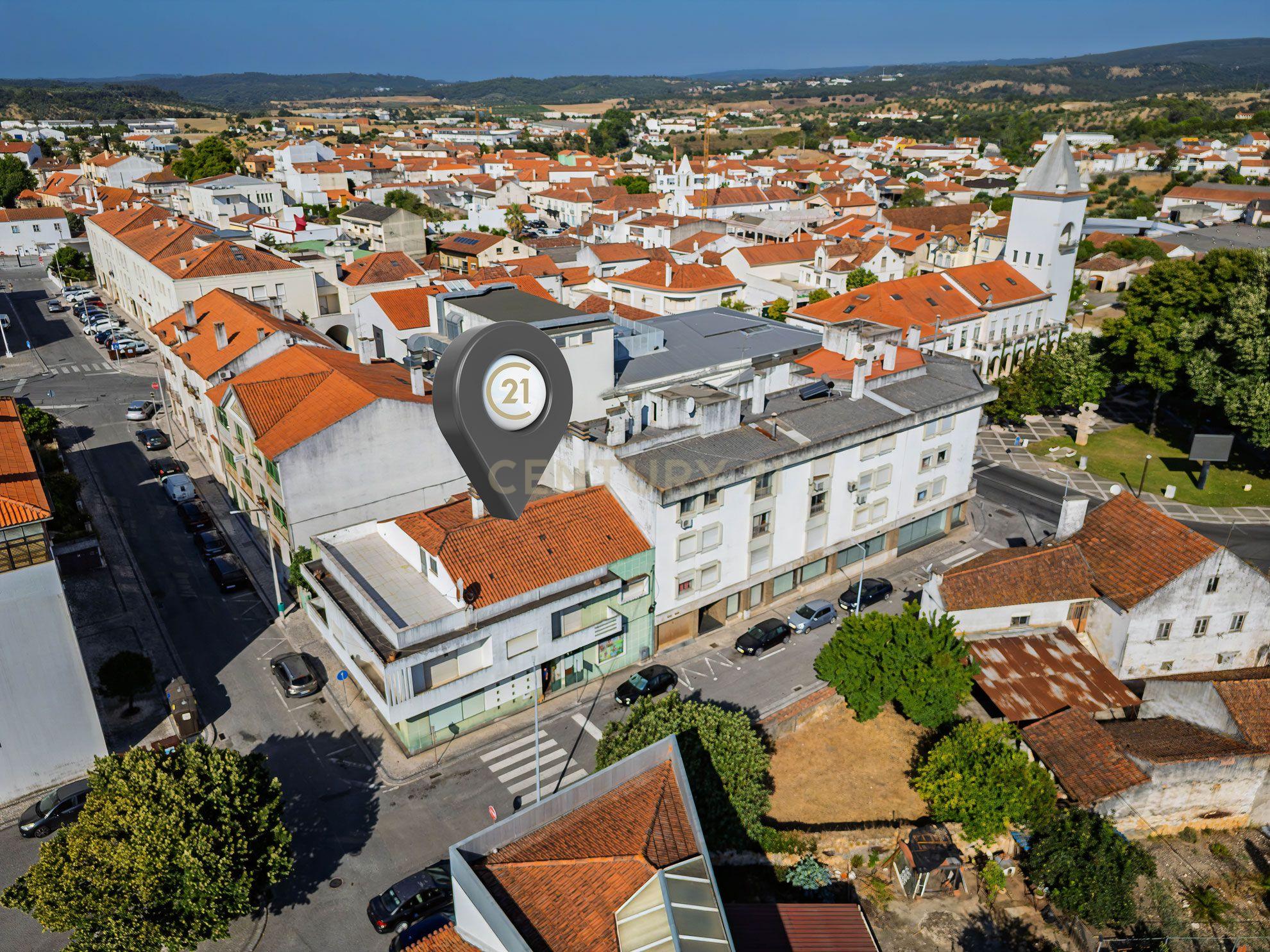 Fotografia 10 de Espaço Comercial 182 m² em Alcanena | Investimento