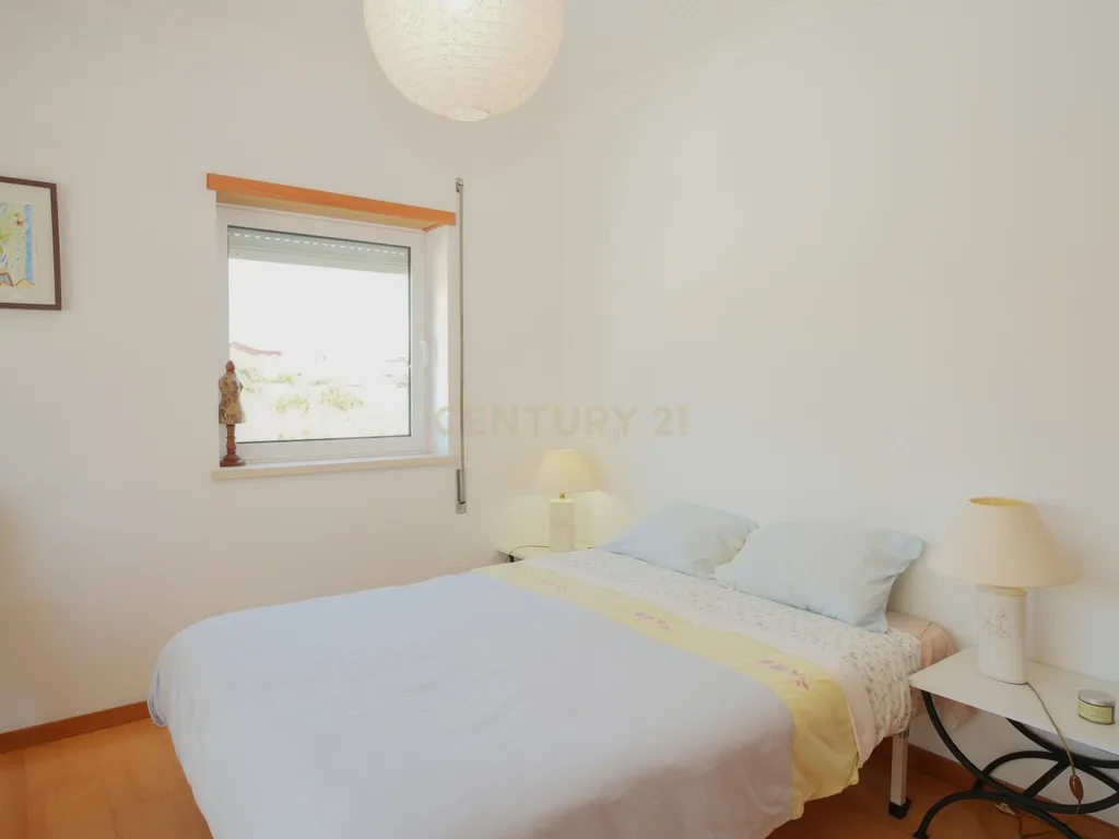 Apartamento T3 na Figueira da Foz (Buarcos) - condomínio fechado - Image 11