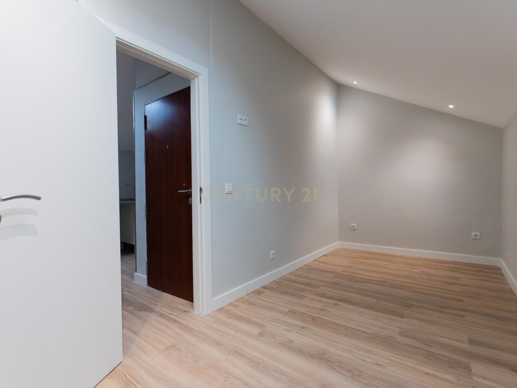 Moderno T1 Novo em Setúbal - Oportunidade Única! - Image 10