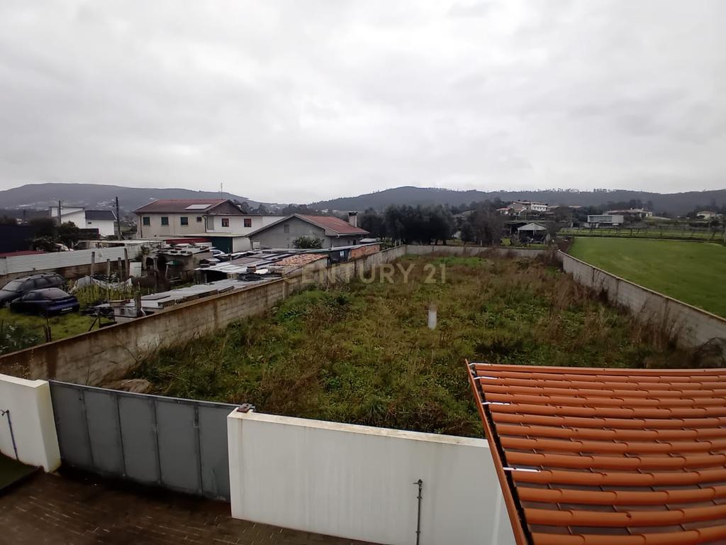 Casa T3 em Alvito, Barcelos - Oportunidade Imperdível por 270.000€ - Image 25