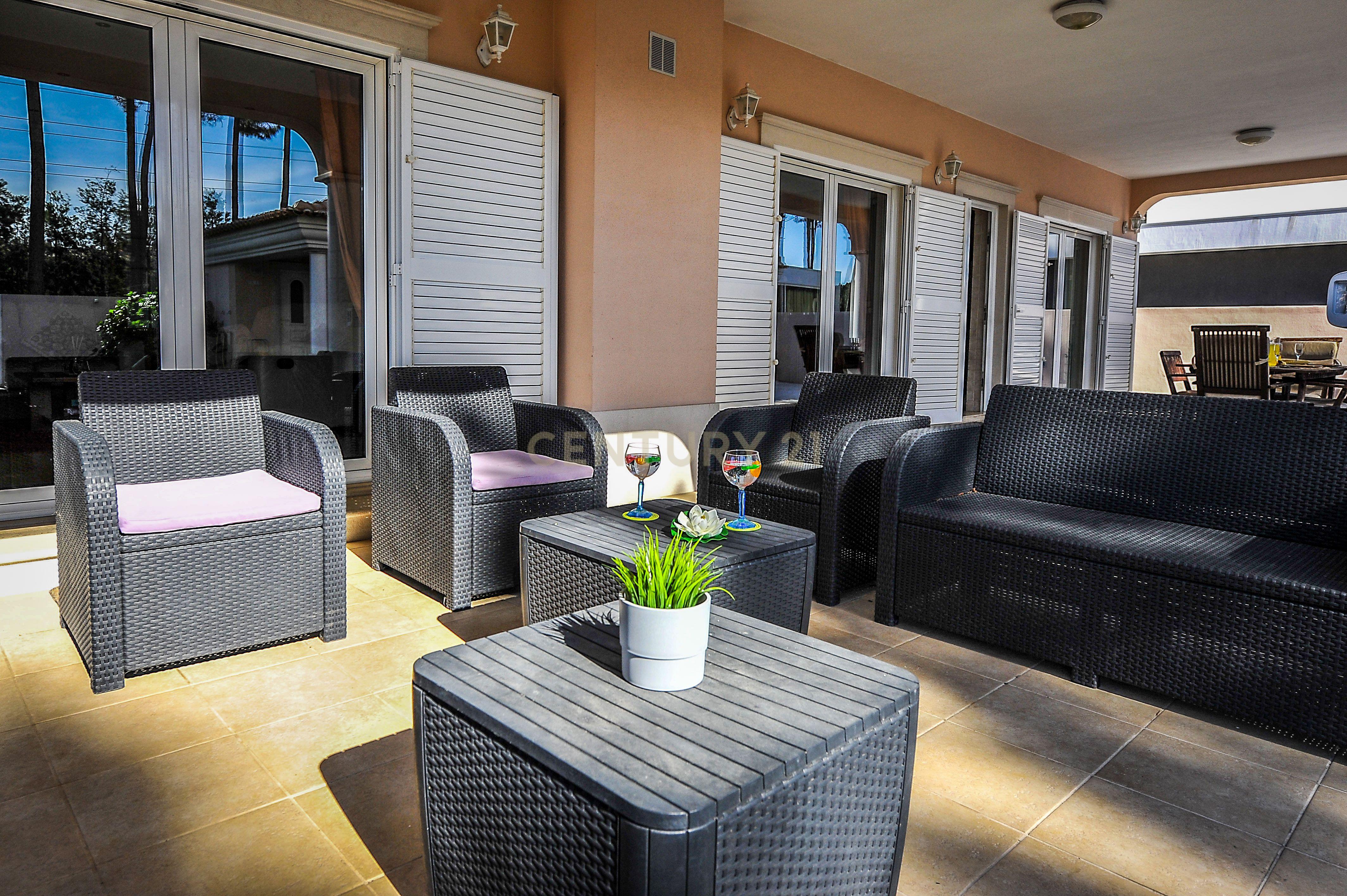 MORADIA T6 - EXELENTE INVESTIMENTO - Image 28