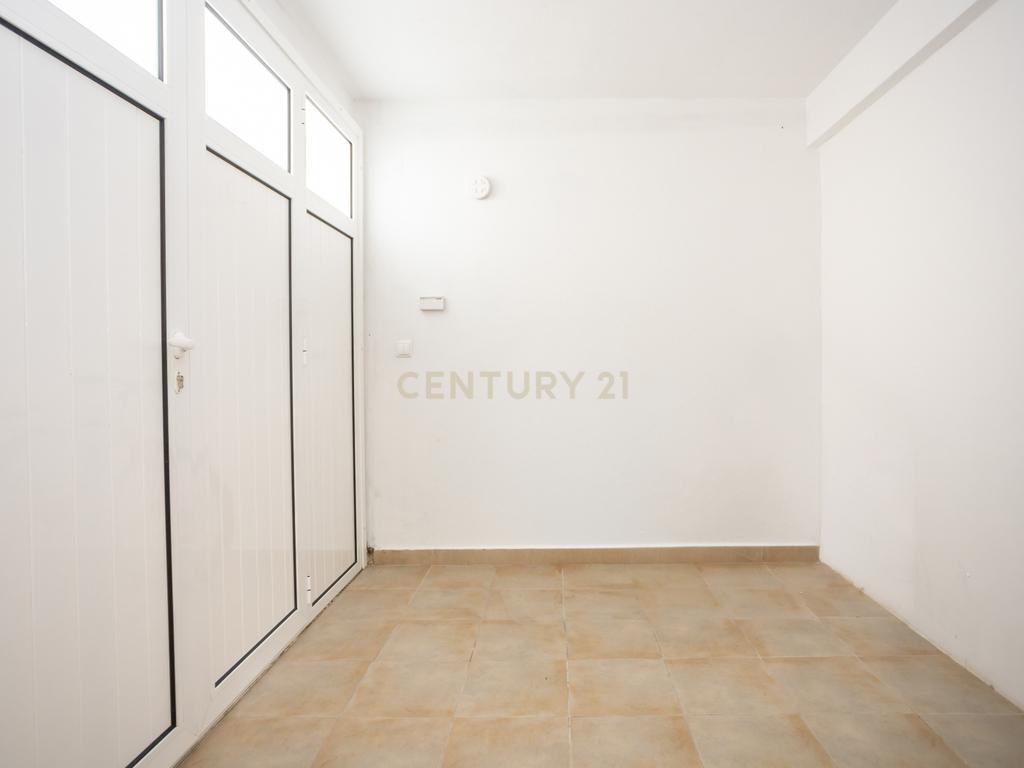  Moradia T3 em Amora - Seixal com Terraço e Garagem  - Image 45