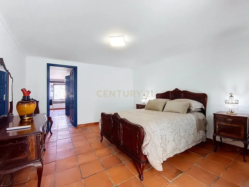 Fotografia 5 de Moradia Centenária com História, Charme e Conforto Moderno. Vendida no conceito "chave na mão"