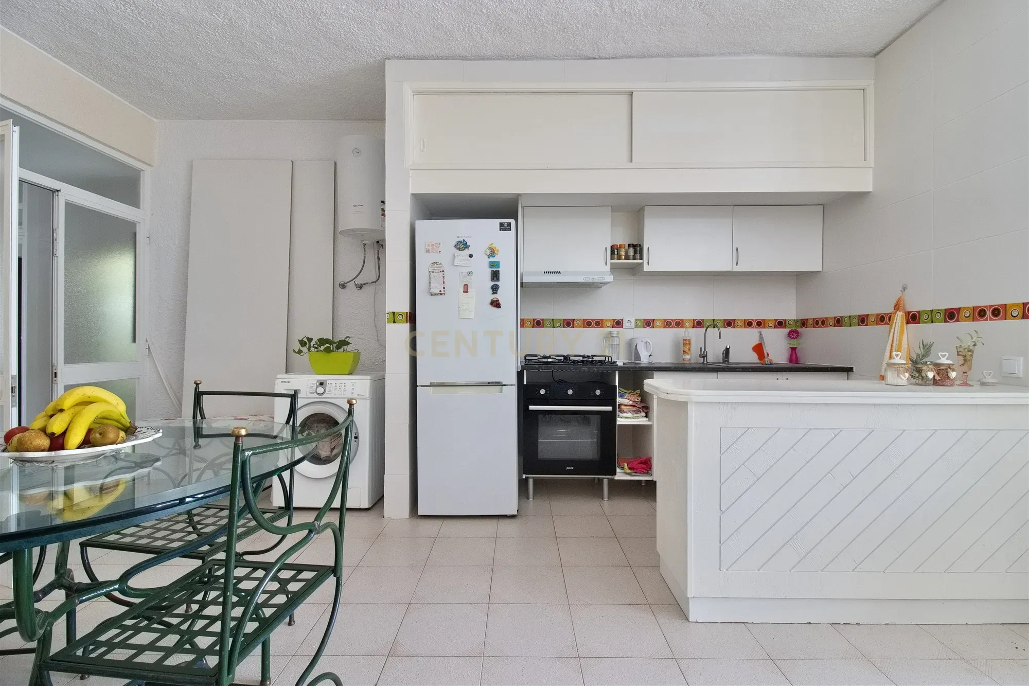 Apartamento T1+2 na Histórica Aldeia do Castelo de Sesimbra - Image 11