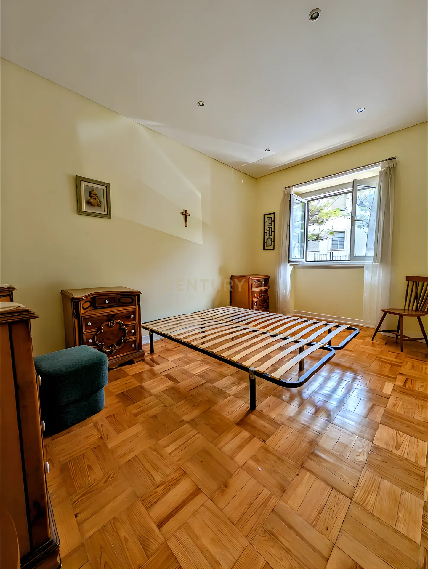 Fotografia 9 de Apartamento T4 para Arrendamento | Localização Central em Faro