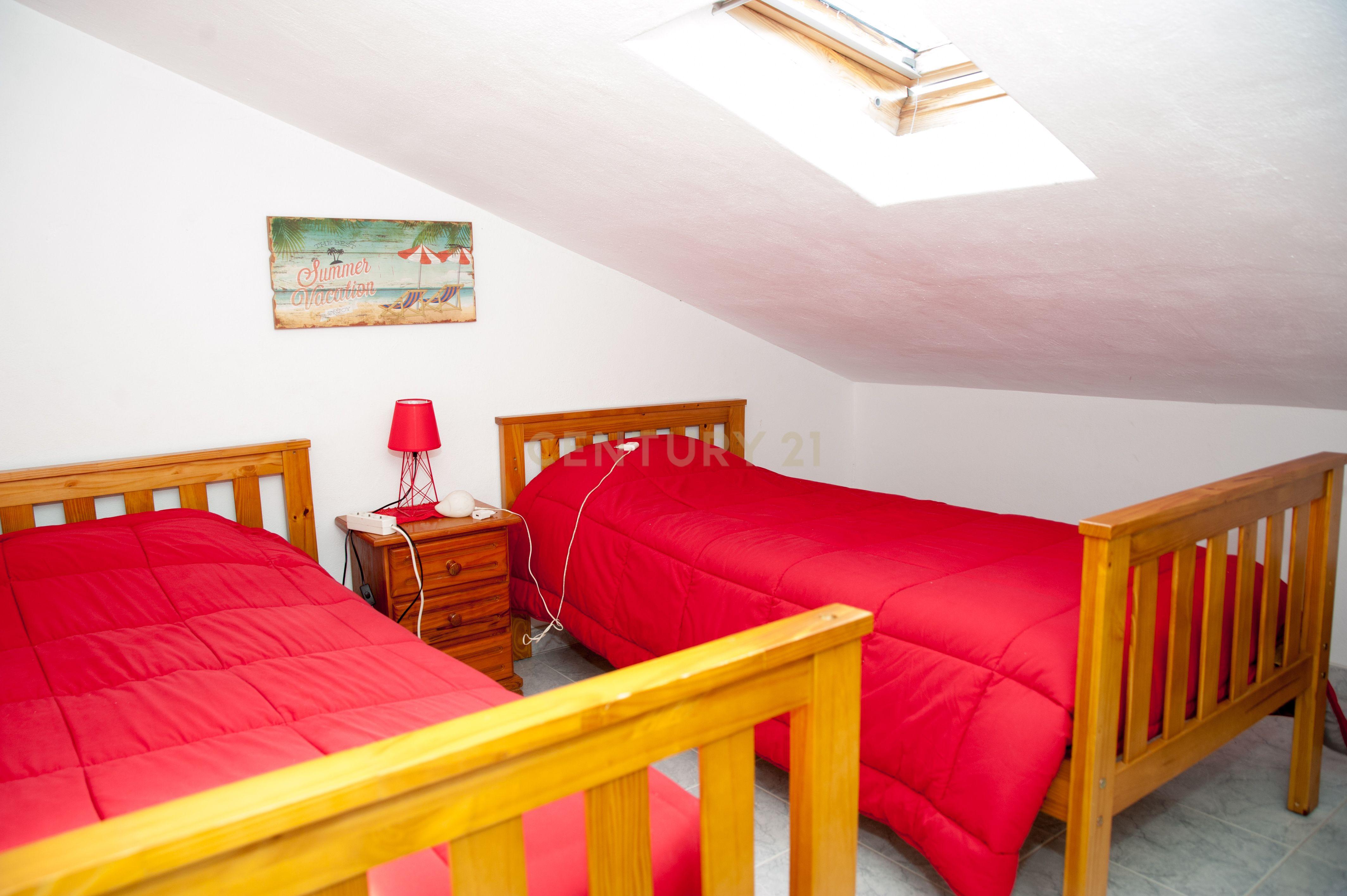 Apartamento T3 em Peniche, Atouguia da Baleia, perto da praia e com boa exposição solar - Image 2