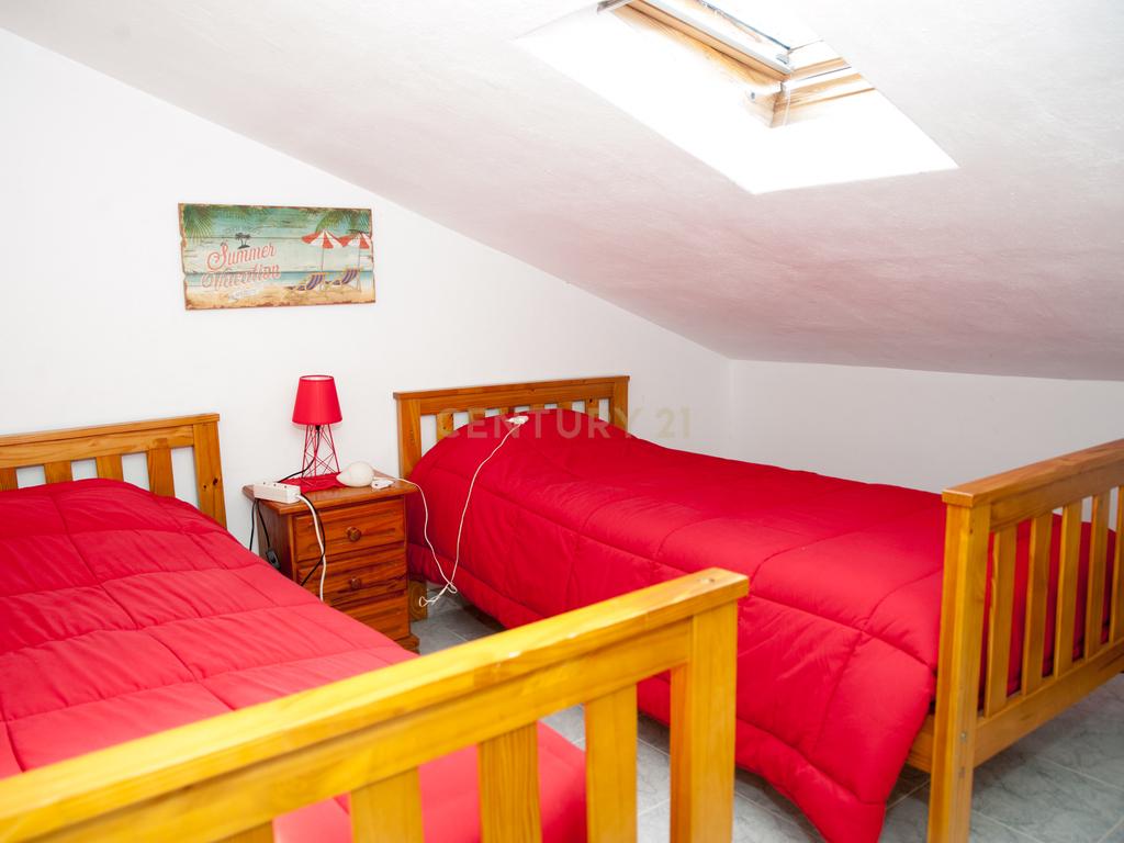 Apartamento T3 em Peniche, Atouguia da Baleia, perto da praia e com boa exposição solar - Image 2