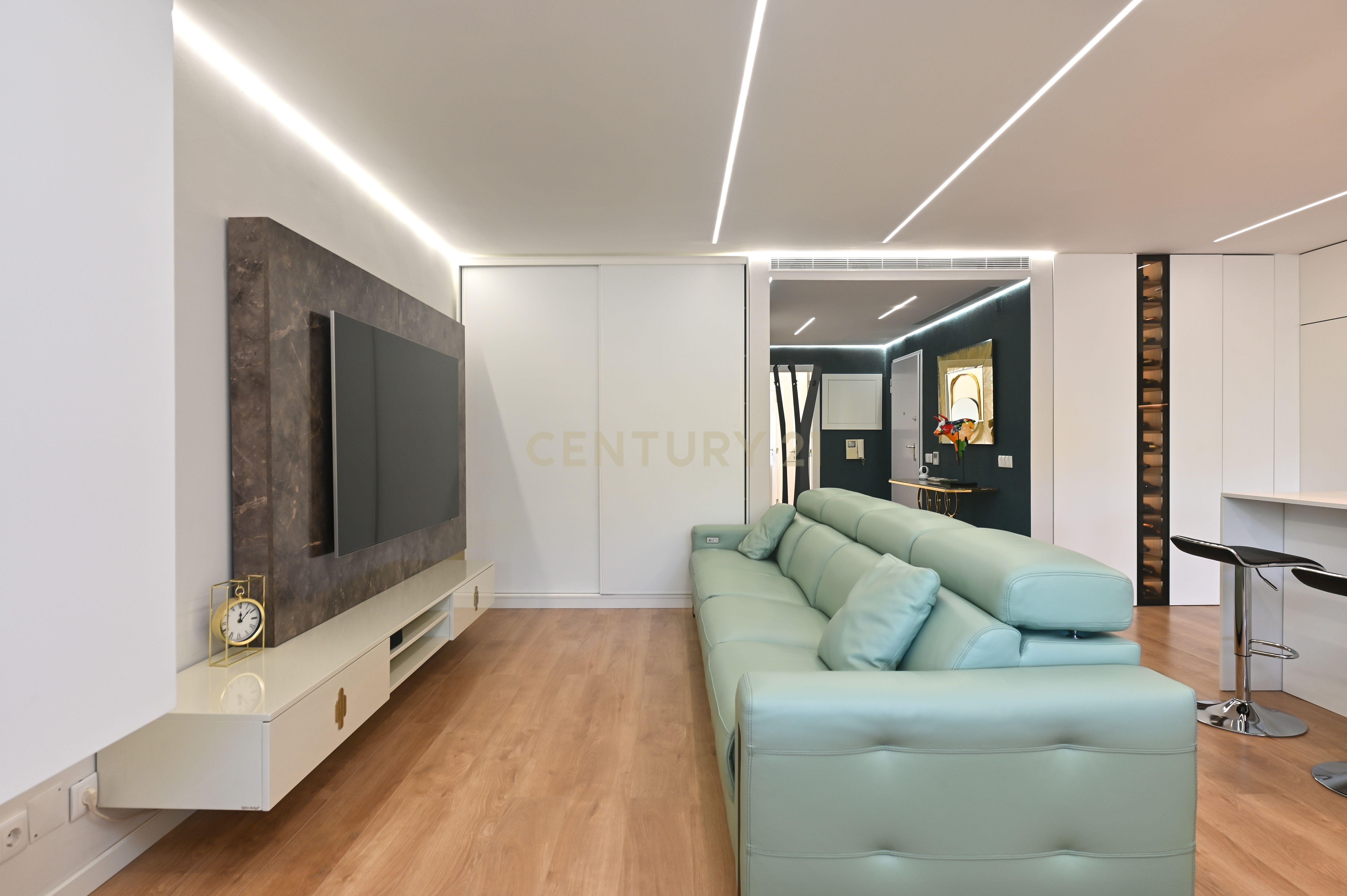 Fotografia 7 de Apartamento Renovado em Cascais com Terraço e Garagem