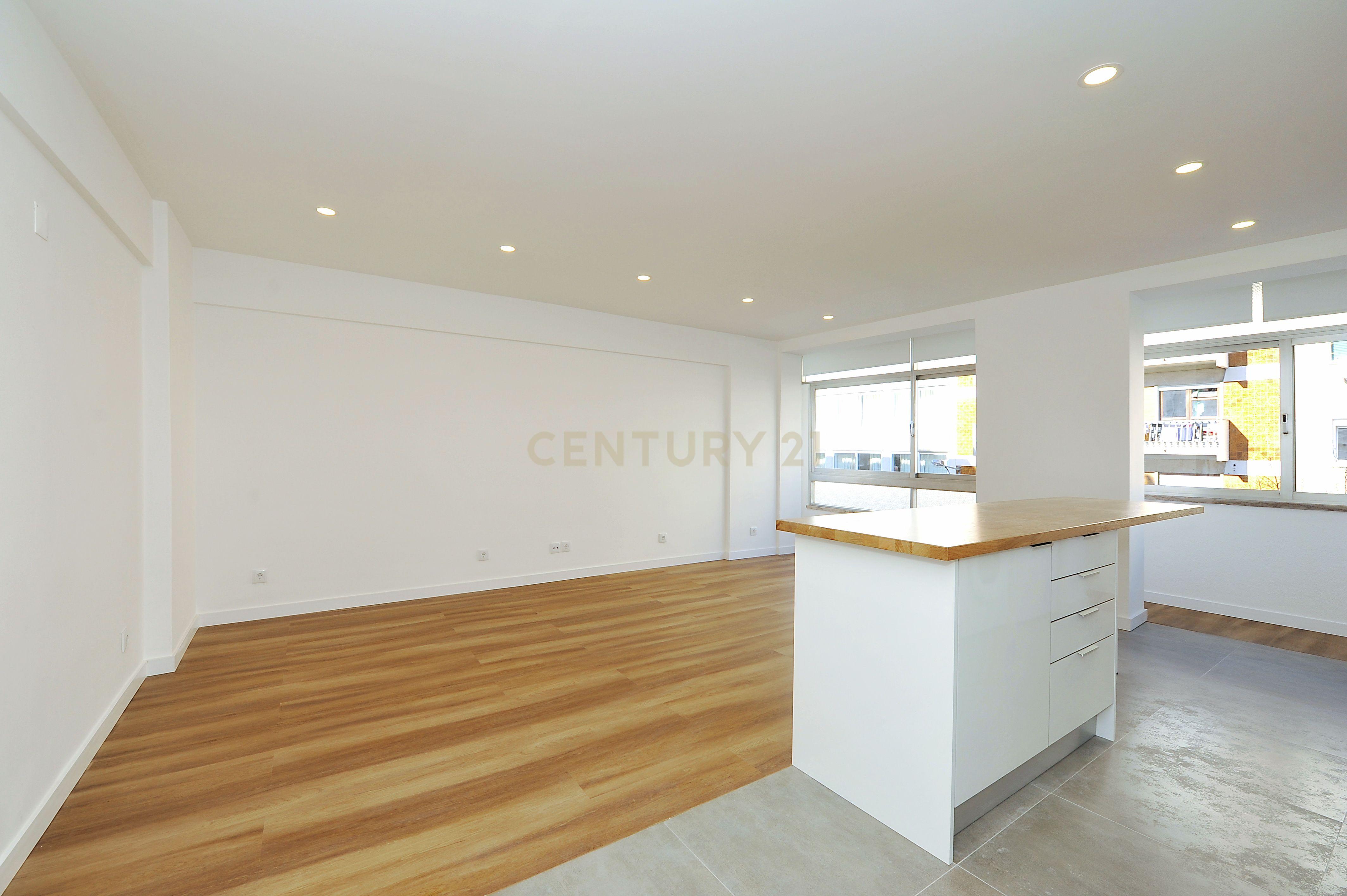 Fotografia 3 de Apartamento Moderno  Lisboa - 2 Quartos e Vista Cidade